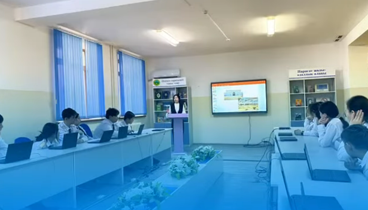 ДӨҢГЕЛЕК СТОЛ: БЕКМАХАНОВ ЖАЙЛЫ БІЛІМ БЕРІЛДІ