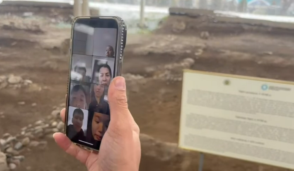 ҚЫТАЙ АЗАМАТТАРЫ ДӘРІС ТЫҢДАДЫ