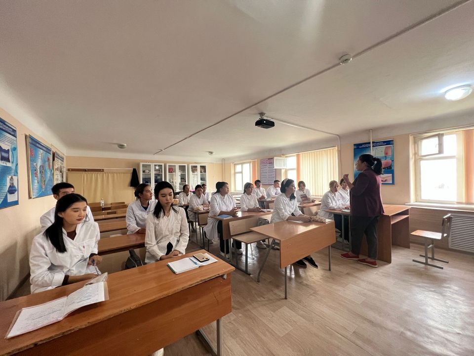 «Тарих төріндегі Тараз» тақырыбында ALEM 3 курс танымдық дәрісі