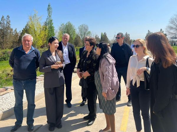 Моника Иверсен келуі