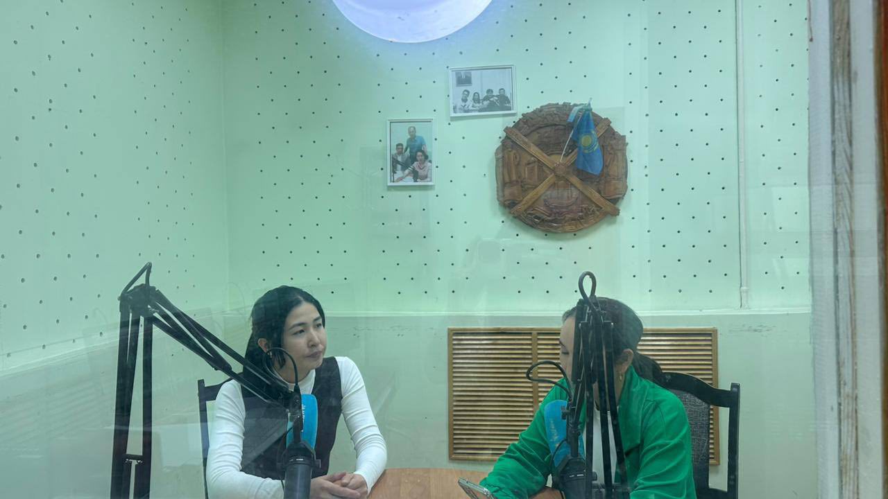 Гүлмарал Қамбар «Жамбыл радиосының» «Асыл қазына» хабарына арнайы қонақ болып қатысты