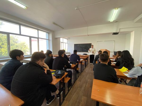 М. Х. Дулати атындағы Тараз өңірлік университетінің білімгерлеріне «Ежелгі Тараз ескерткіштерінің құпиялары» тақырыбында дәріс өткізді. 04.10.2024