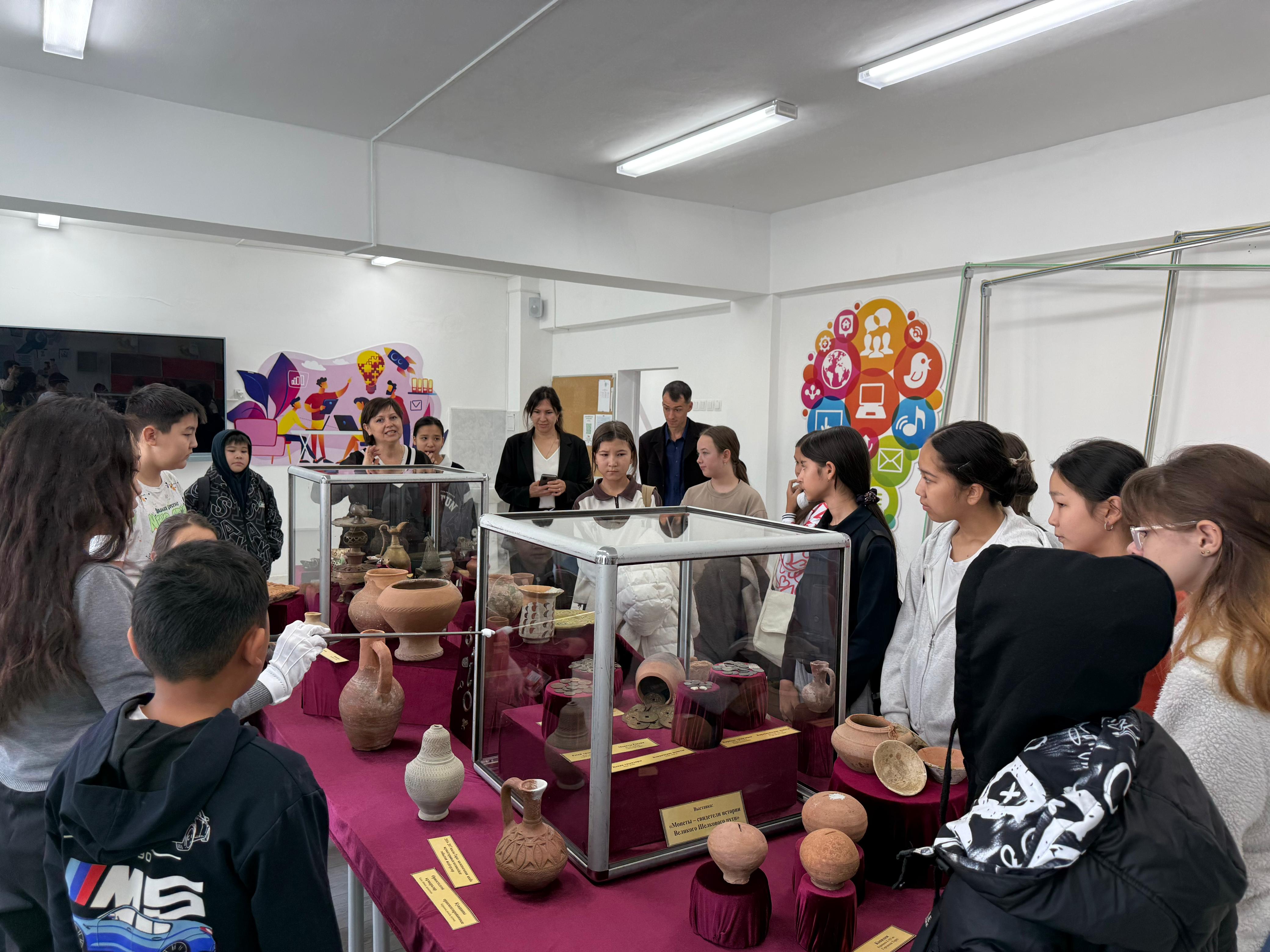 «Ұлттық теңге – мемлекет мерейі» атты жылжымалы көрме