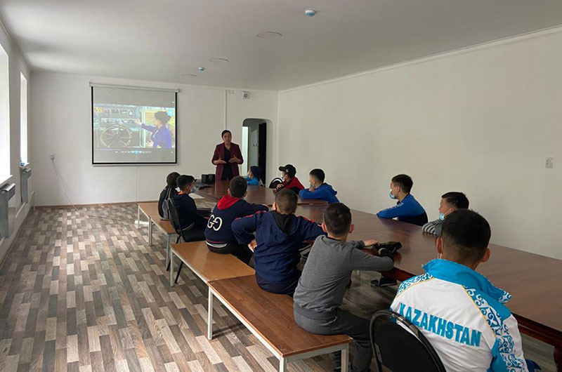 Қажымұқан Мұңайтпасұлының өмірі мен жетістіктері жайлы дәріс оқыды