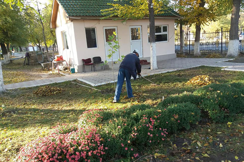 Кесенелердің аумағында тазалау жұмыстары жалғасуда