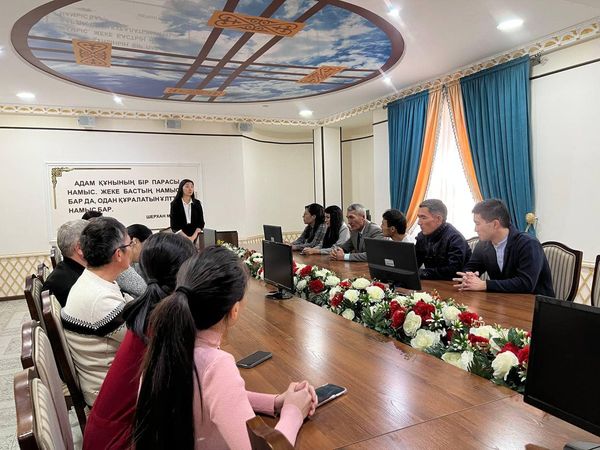 «Сыбайлас жемқорлыққа қарсы күрес мәселелерін реттеу» тақырыбына жиын 